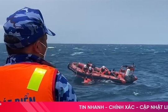 Huy động trực thăng, tìm thấy 10 thuyền viên bị mất tích trong vụ chìm tàu ở Hà Tĩnh