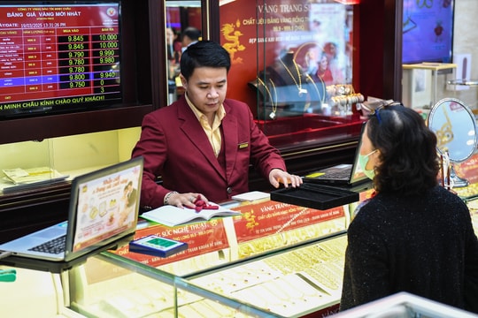 Bảo Tín Minh Châu lộ nhiều vi phạm kinh doanh vàng, chuyển công an điều tra
