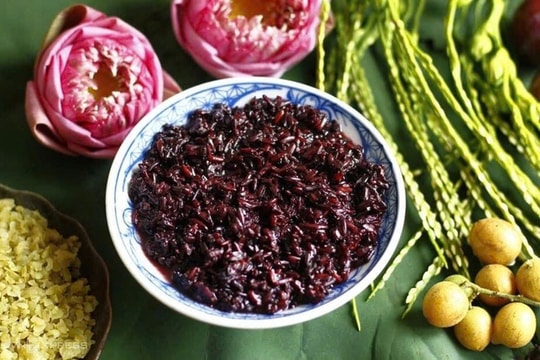 Những lợi ích bất ngờ từ món rượu nếp Tết Đoan ngọ ít ai biết