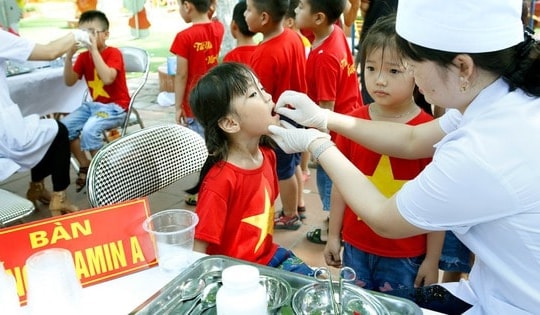 Tốn tiền mua vitamin A liều cao cho con nhưng nhận về chỉ là… liều thấp