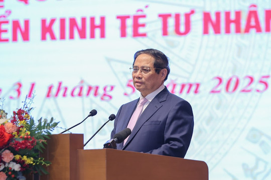 Thủ tướng Phạm Minh Chính: 'Sẵn sàng tôn vinh các doanh nhân là anh hùng và các danh hiệu khác nếu xứng đáng với sự đóng góp'