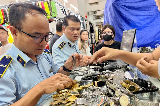 Sản xuất, buôn bán hàng giả, hàng cấm có thể bị phạt tới 400 triệu đồng