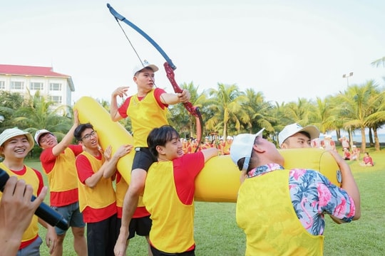 'Trốn' team building