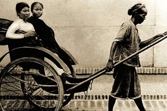 Hình ảnh người Sài Gòn đi tàu, xe kéo hơn 100 năm trước