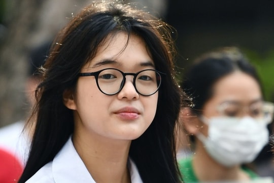 Đề thi chính thức môn toán vào lớp 10 tỉnh Thái Bình năm 2025