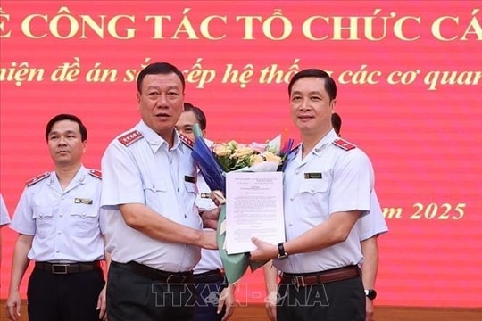 Công bố các quyết định về cán bộ theo Đề án sắp xếp hệ thống các cơ quan thanh tra