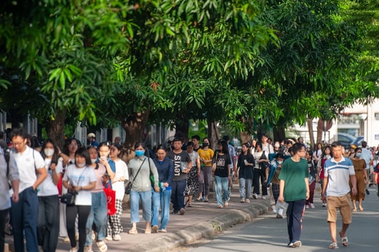Đề thi môn tiếng Anh tuyển sinh vào lớp 10 tại tỉnh Thái Bình năm 2025