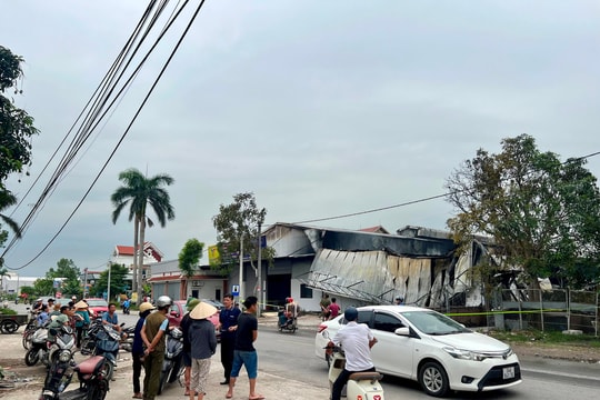 Vụ cháy ở xã Hưng Đạo (Tứ Kỳ) gây thiệt hại cho 5 doanh nghiệp, 1 nhà dân