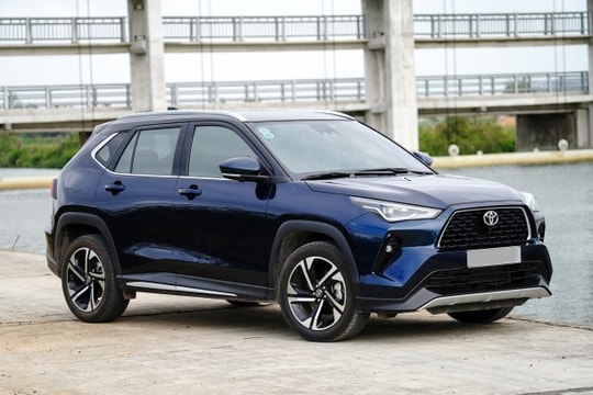 Toyota giảm giá xe hàng chục triệu đồng