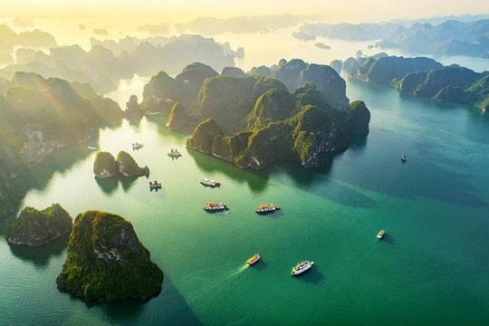Báo Tây tiết lộ lý do du lịch Việt Nam vượt trội ở nhiều mặt