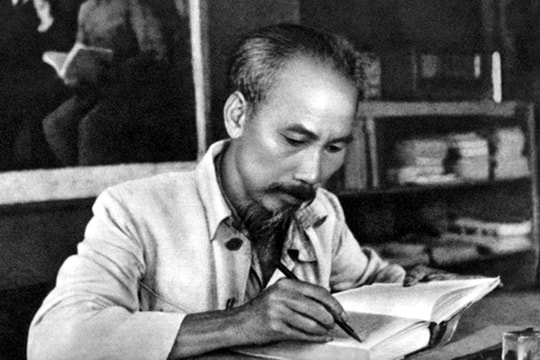 Tháng sáu về, đinh ninh lời Bác