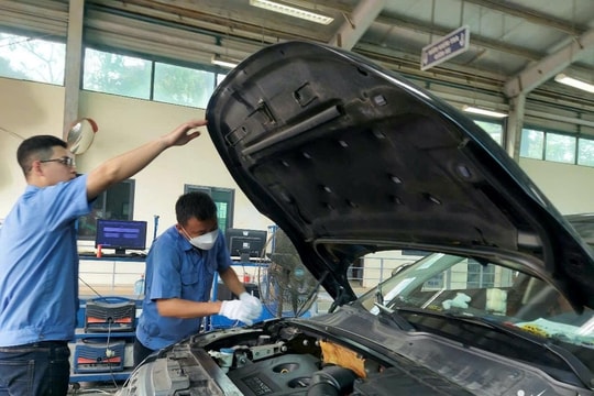Cục Đăng kiểm kiến nghị ‘gỡ khó' cho hơn 800.000 xe kinh doanh vận tải