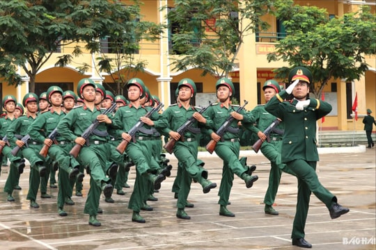 Quân khu 3 đánh giá cao kết quả huấn luyện chiến sĩ mới của Trung đoàn Bộ binh 125