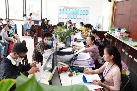 Xây dựng trợ lý ảo để giải đáp thắc mắc về thủ tục khi sáp nhập tỉnh, xã