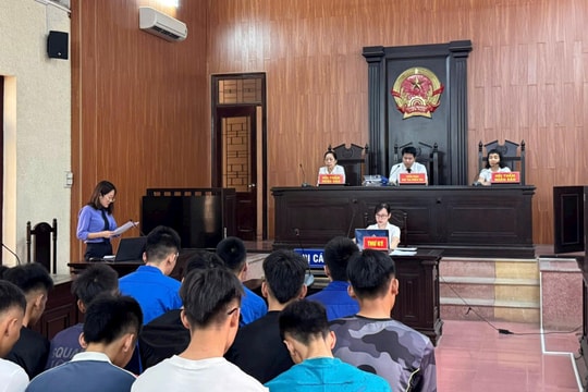 14 thanh, thiếu niên lĩnh án vì gây rối trật tự công cộng