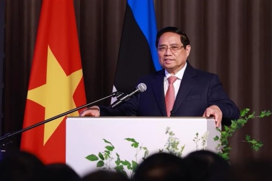 Vietnam, Estonia should act as bridges to foster regional cooperation: PM