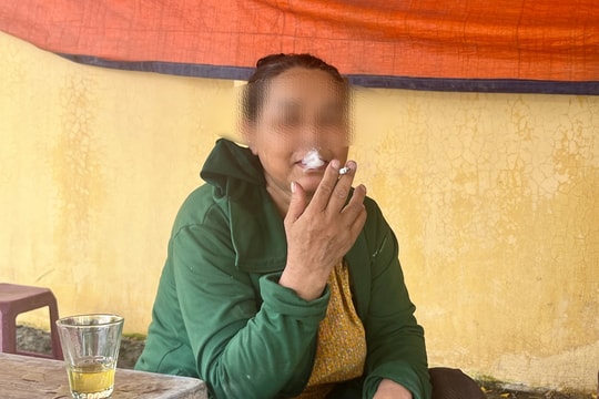 Phụ nữ hút thuốc lá: Kém duyên và rước đủ thứ bệnh vào người