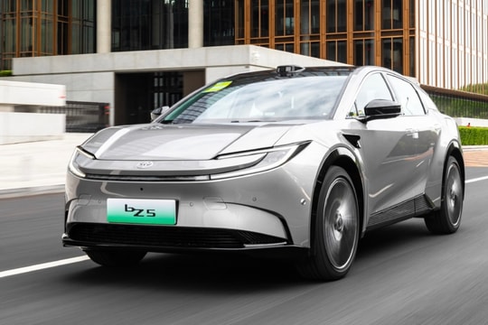 Toyota sắp bán SUV điện mới giá dưới 20.000 USD