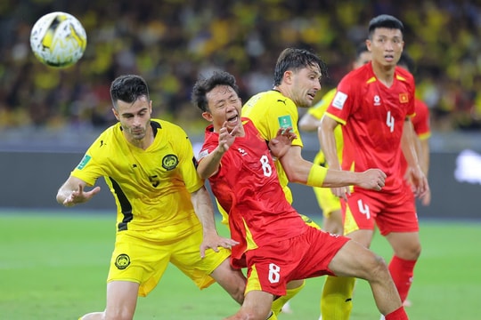 Tuyển Việt Nam thua sốc Malaysia, vé Asian Cup 2027 còn bao nhiêu %?