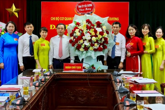 Chi bộ Cơ quan Đảng ủy Các cơ quan Đảng tỉnh nhanh chóng thích ứng với mô hình tổ chức mới