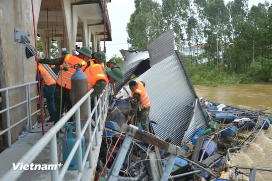 Quân đội huy động lực lượng ứng phó sự cố khẩn cấp tại đập An Trạch