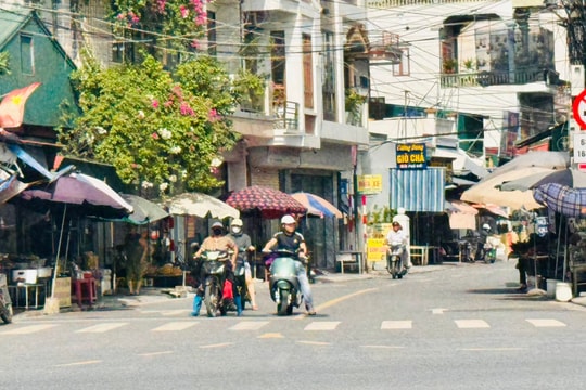 Phố Giỗ (Gia Lộc) lộn xộn