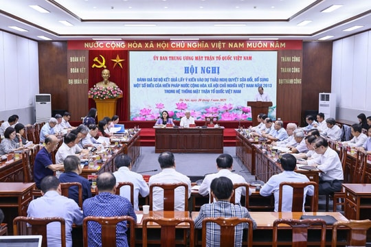 5 tổ chức chính trị xã hội về MTTQ Việt Nam được cơ cấu như thế nào?