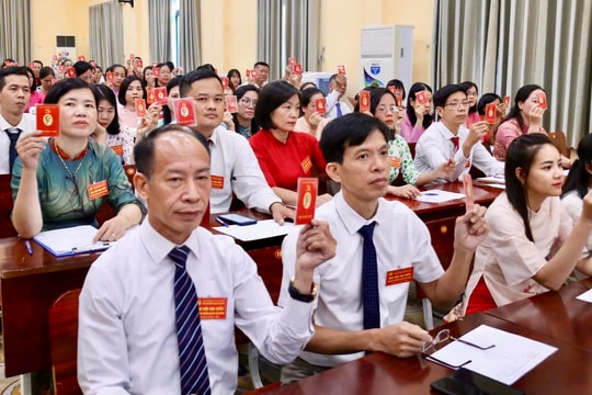 Quy định và hướng dẫn thi hành Điều lệ Đảng có nhiều đổi mới đột phá