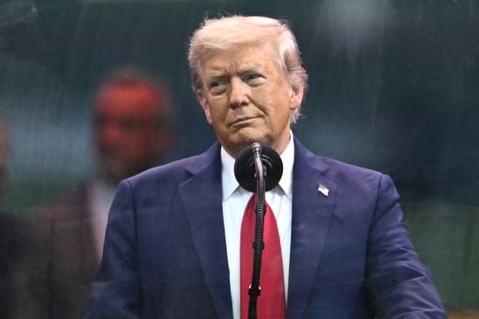 Ông Trump dọa đáp trả toàn lực nếu Iran tấn công lực lượng Mỹ
