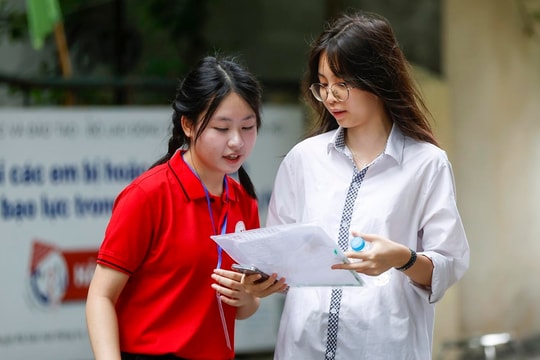 Dự đoán 15 trường công lập có điểm chuẩn vào lớp 10 cao nhất Hà Nội năm 2025