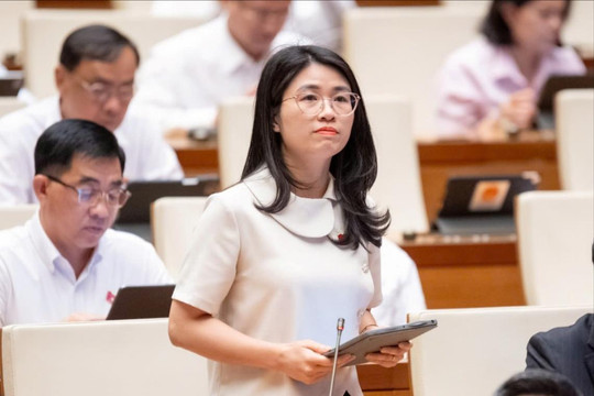 Quy định cụ thể hơn trách nhiệm pháp lý của các nền tảng số để bảo vệ trẻ em trên mạng