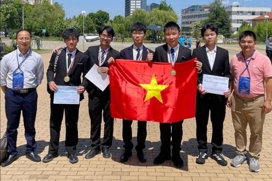 Học sinh Việt Nam đạt thành tích chưa từng có tại Olympic Vật lý châu Âu