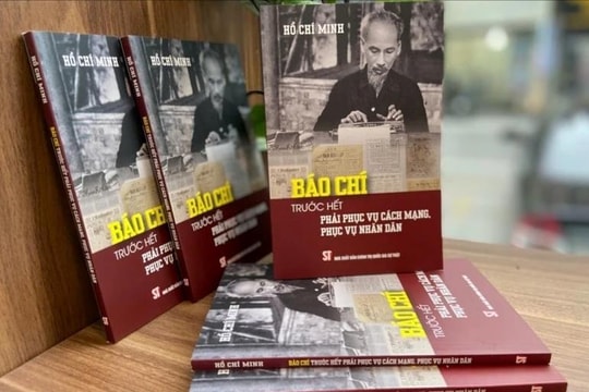Phát hành sách 'Báo chí trước hết phải phục vụ cách mạng, phục vụ nhân dân'
