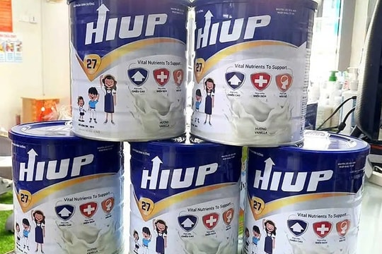 Bắt giam Chủ tịch Công ty Z Holding sản xuất sữa bột HIUP 27 giả