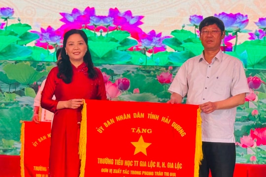 Gia Lộc tuyên dương học sinh giỏi, giáo viên có thành tích tiêu biểu