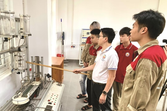 Phát triển đội ngũ lao động chất lượng cao cho Hải Phòng mới