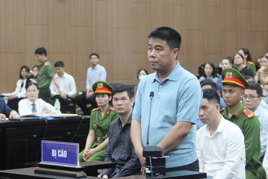 Hậu 'Pháo' nói có 2.293 lô đất, sổ 250 tỷ đồng và 500 cây vàng để khắc phục hậu quả