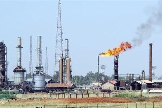 Tổng thống Trump bình luận về việc Trung Quốc mua dầu mỏ Iran, Mỹ