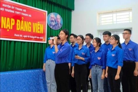 Đảng viên trẻ cần thích nghi nhanh khi hợp nhất, đổi mới