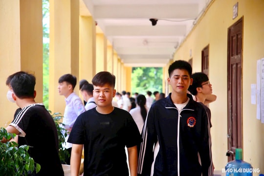 Tò mò đề văn ở kỳ thi tốt nghiệp THPT năm 2025 theo chương trình mới