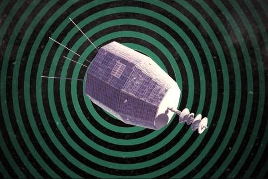 Vệ tinh của NASA bất ngờ phát tín hiệu sau khi 'chết' gần 60 năm