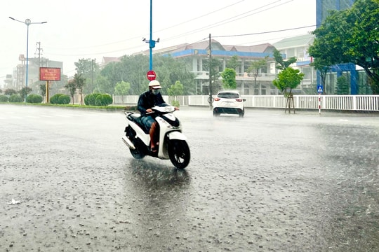 Hải Phòng có mưa rào và dông