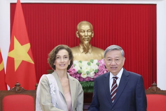 Vietnam pledges to play active role in UNESCO’s global missions: Party chief