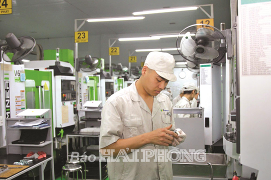 Kiến tạo môi trường đầu tư kinh doanh thuận lợi, thông thoáng