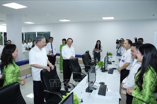 Đoàn kết bước vào chương mới của đất nước