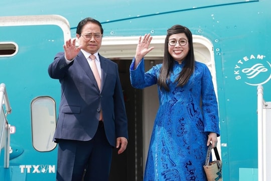 Thủ tướng Phạm Minh Chính lên đường dự Hội nghị Thượng đỉnh BRICS mở rộng
