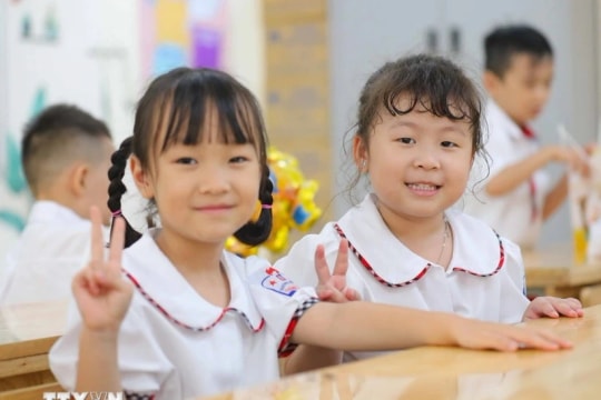Public school students in Vietnam to enjoy free tuition