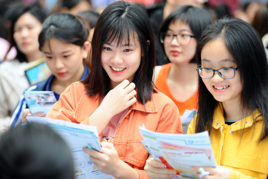 Loạt trường top đầu xét học bạ ngành ngôn ngữ 2025