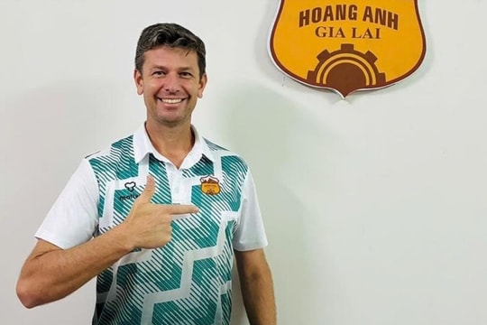 Hoàng Anh Gia Lai ký hợp đồng với huấn luyện viên người Brazil