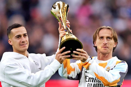 Real Madrid chia tay 2 công thần, MU giảm giá bán 'người thừa'
